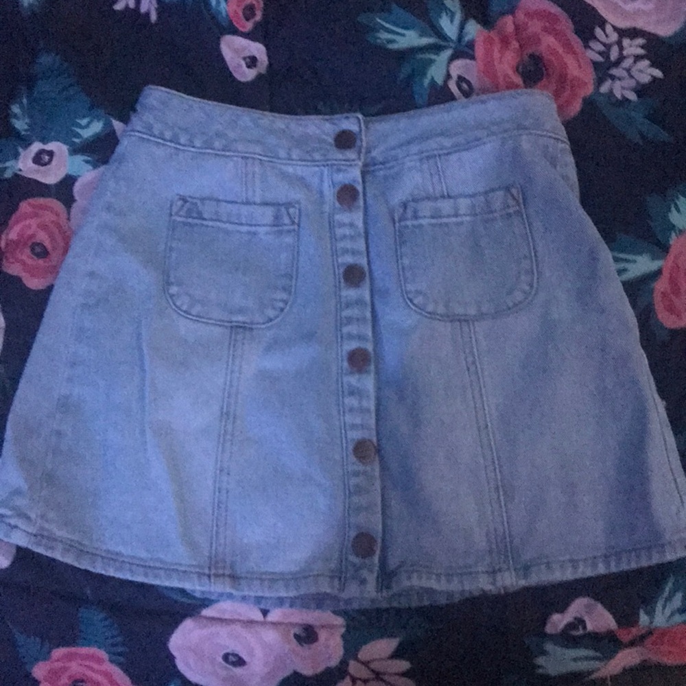 Melville denim button up skirt✨🦋💙